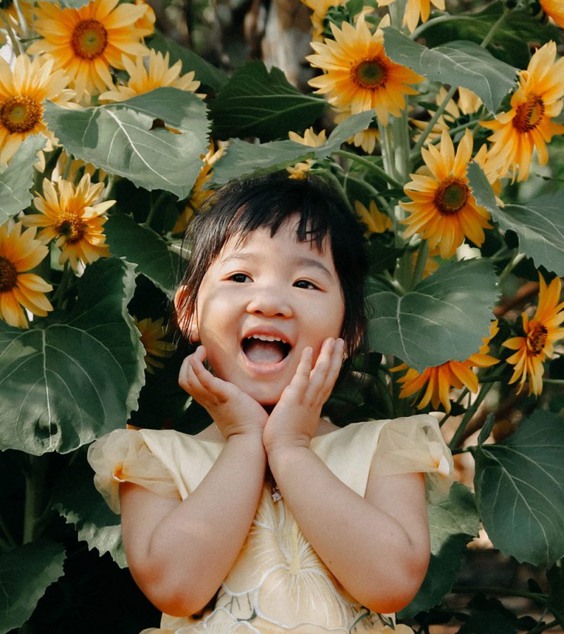 foto-child-flowers